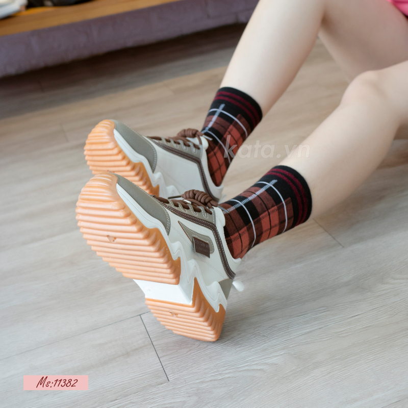 Giày sneakers nữ 11383