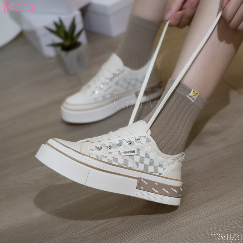 Giày thể thao vải lưới thoáng khí nữ 11730