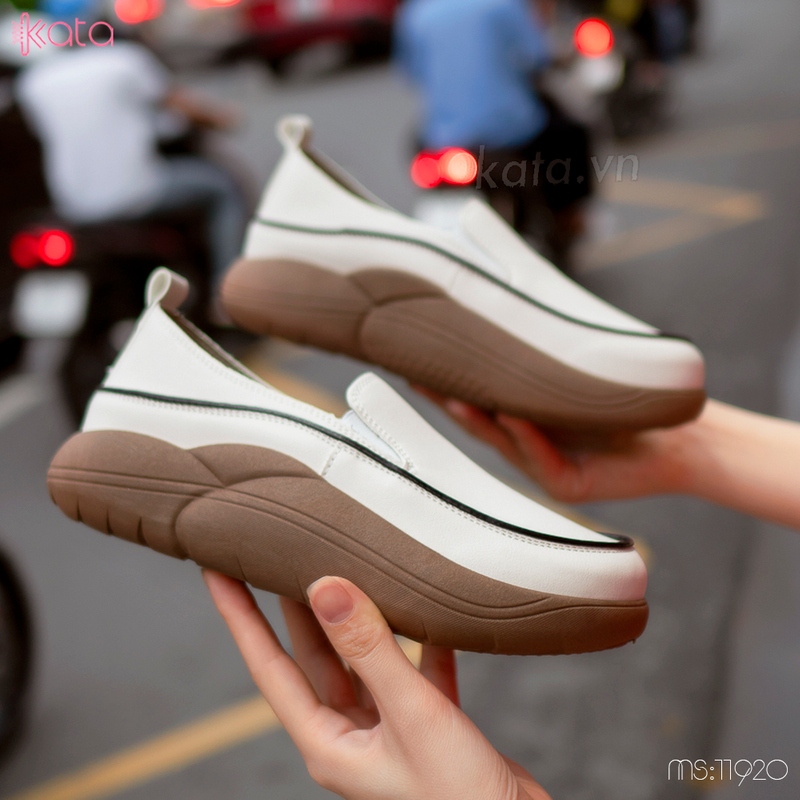 Giày slipon dạo phố nữ phong cách Hàn Quốc 11920