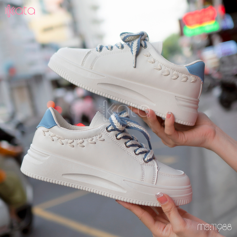 Giày thể thao trắng kem ,dạo phố ,giày sinh viên phong cách Hàn Quốc 11988