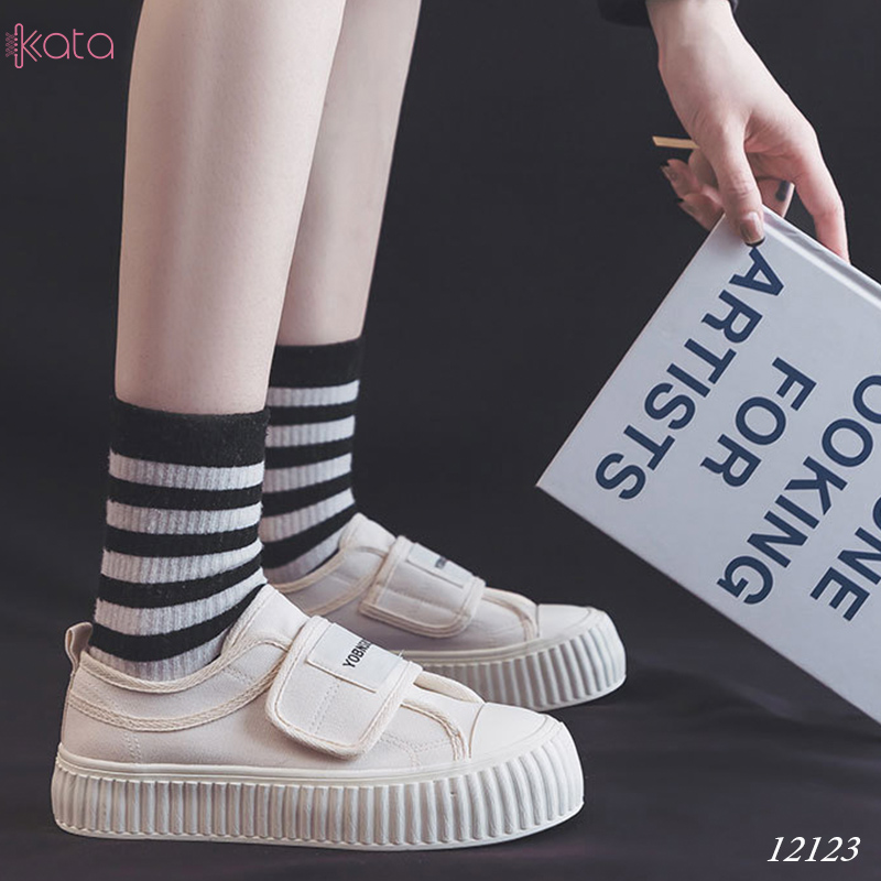 Giày vải khóa dán nữ, giày dạo phố sinh viên phong cách Hàn Quốc 12122