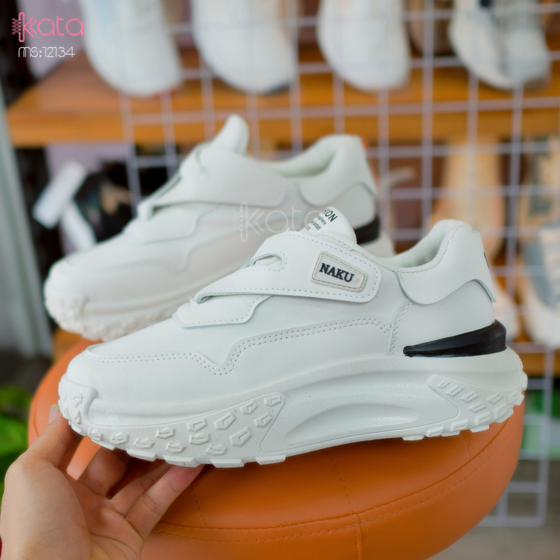 Giày thể thao nữ,giày lười không cột dây tăng chiều cao 12135
