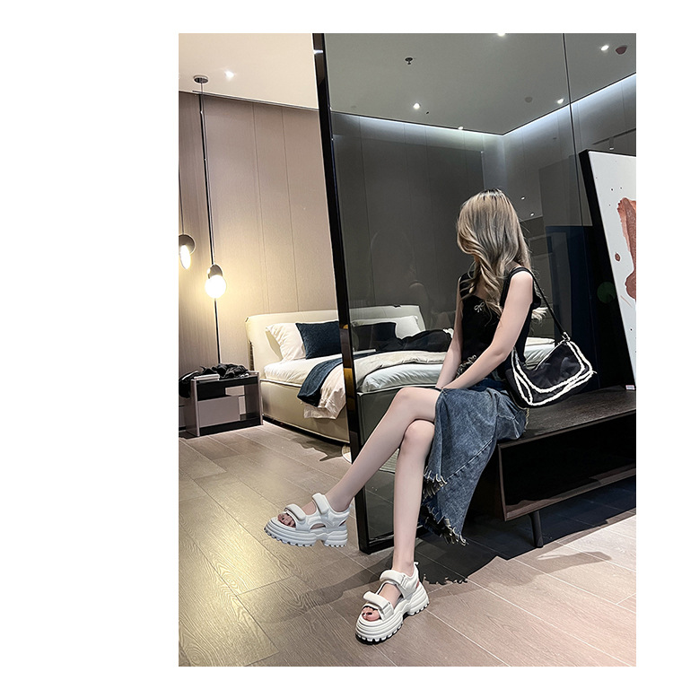 Dép sandal khóa dán nữ mùa hè đế bằng 12143