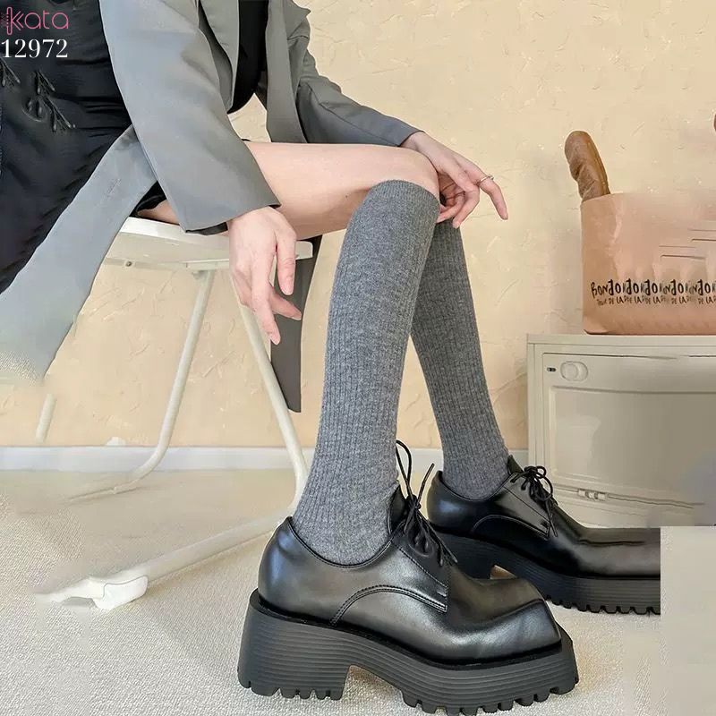 Tất bắp chân dệt kim sọc dọc ,vớ bông JK co giãn xuân thu 12972