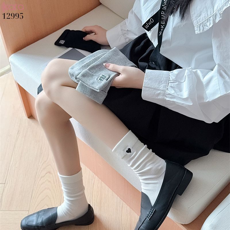 Tất bông mềm mịn vải chất lượng tốt,vớ thêu đẹp không đường may 12995
