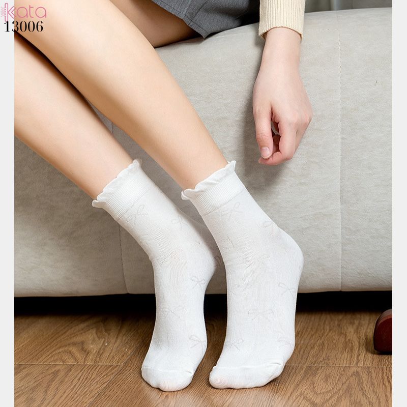 Tất ngắn màu trắng nữ dễ thương,vớ mỏng xuân hè thấm hút mồ hôi 13006