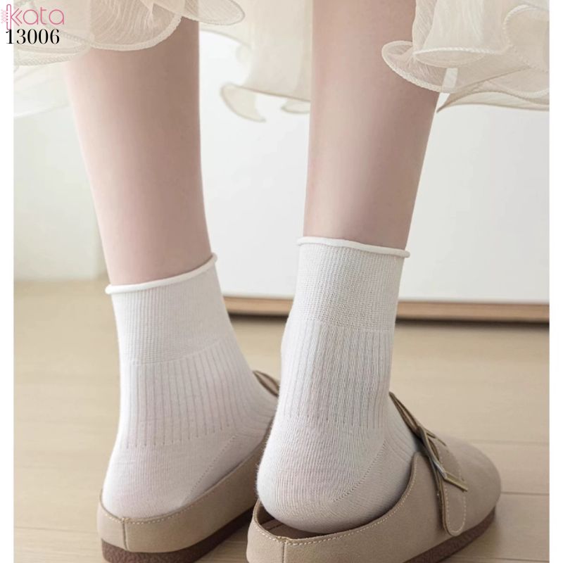 Tất ngắn màu trắng nữ dễ thương,vớ mỏng xuân hè thấm hút mồ hôi 13006