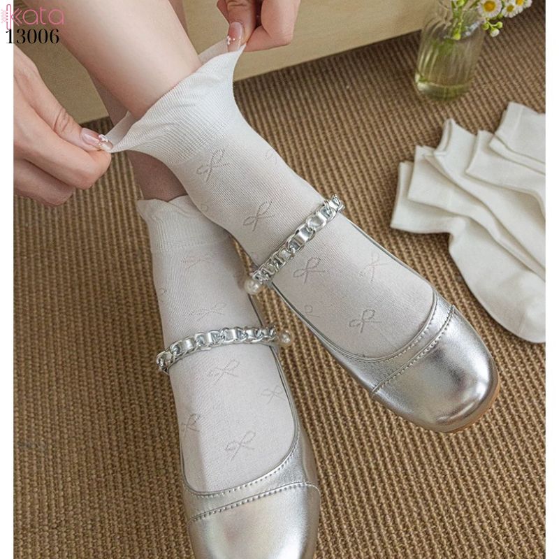 Tất ngắn màu trắng nữ dễ thương,vớ mỏng xuân hè thấm hút mồ hôi 13006