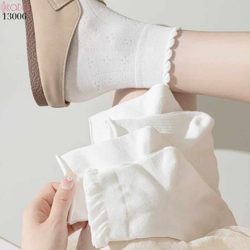 Tất ngắn màu trắng nữ dễ thương,vớ mỏng xuân hè thấm hút mồ hôi 13006