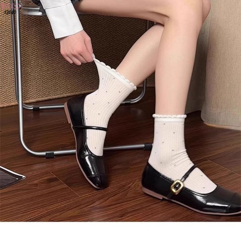 Tất trắng giữa bắp chân,vớ ren thoáng khí 13040