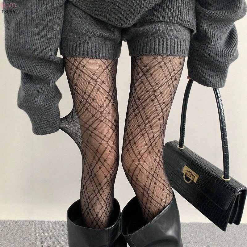 Quần tất mỏng kẻ sọc hình kim cương lớn 13056