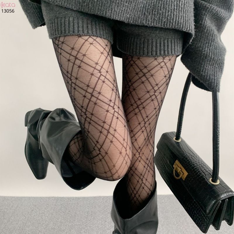 Quần tất mỏng kẻ sọc hình kim cương lớn 13056