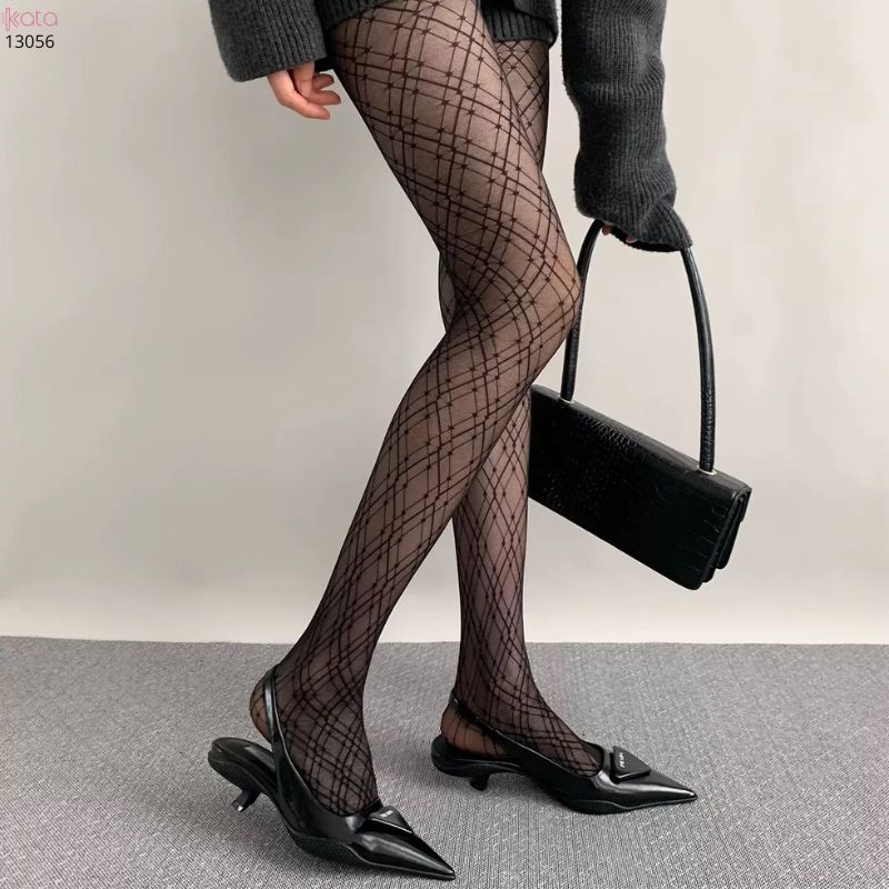 Quần tất mỏng kẻ sọc hình kim cương lớn 13056