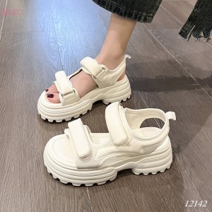 Dép sandal khóa dán nữ mùa hè đế bằng 12142