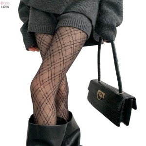 Quần tất mỏng kẻ sọc hình kim cương lớn 13056