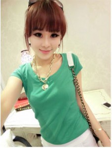 Áo thun trơn tay ngắn màu xanh