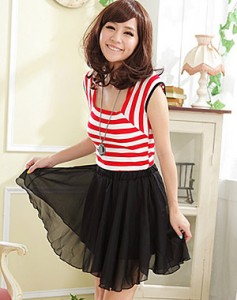 Váy đầm voan sọc ngang màu đỏ