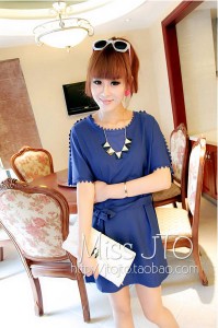 Váy đầm voan cắt viền màu xanh coban