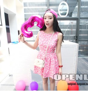 Váy đầm mùa hè hình lá màu hồng