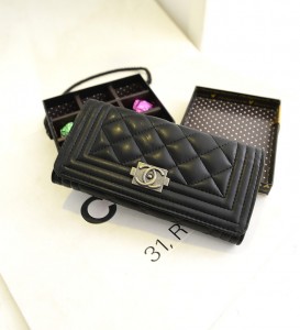 Ví cầm tay Chanel 4352