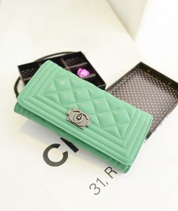 Ví cầm tay Chanel 4353