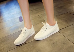 Giày trắng 5408